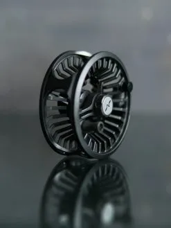 Guideline FAVO Fliegenrolle -Guideline Verkäufe favo14