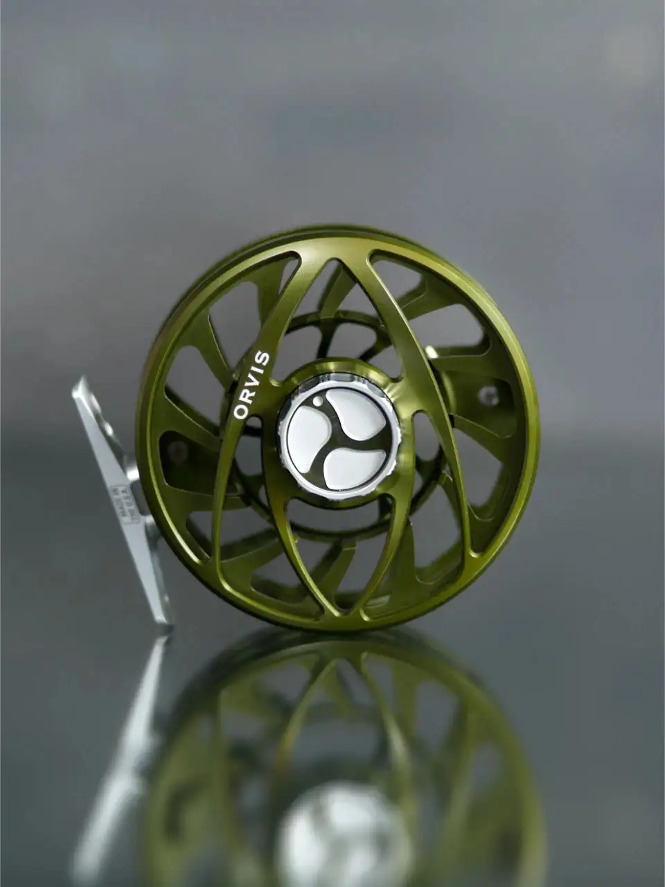 Orvis Mirage LT Olive Fliegenrolle 5 Orvis Mirage LT Olive Fliegenrolle – Bild 3
