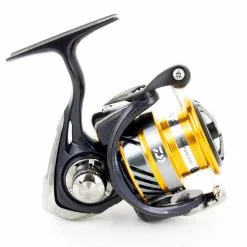 Daiwa 19 Revros LT 3000-C -Guideline Verkäufe revros 4000 lt seitlich 1280x1280
